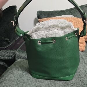 Louis Vuitton Green Epi Leather Bucket Hobo Bag